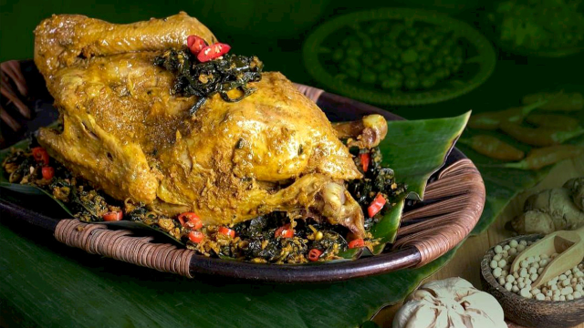 Ayam Betutu: Kuliner Tradisional Bali dengan Cita Rasa Rempah