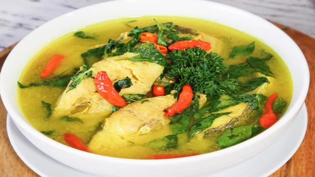 Resep Tradisional Ikan Kuah Kuning: Sajian Nusantara yang Gurih